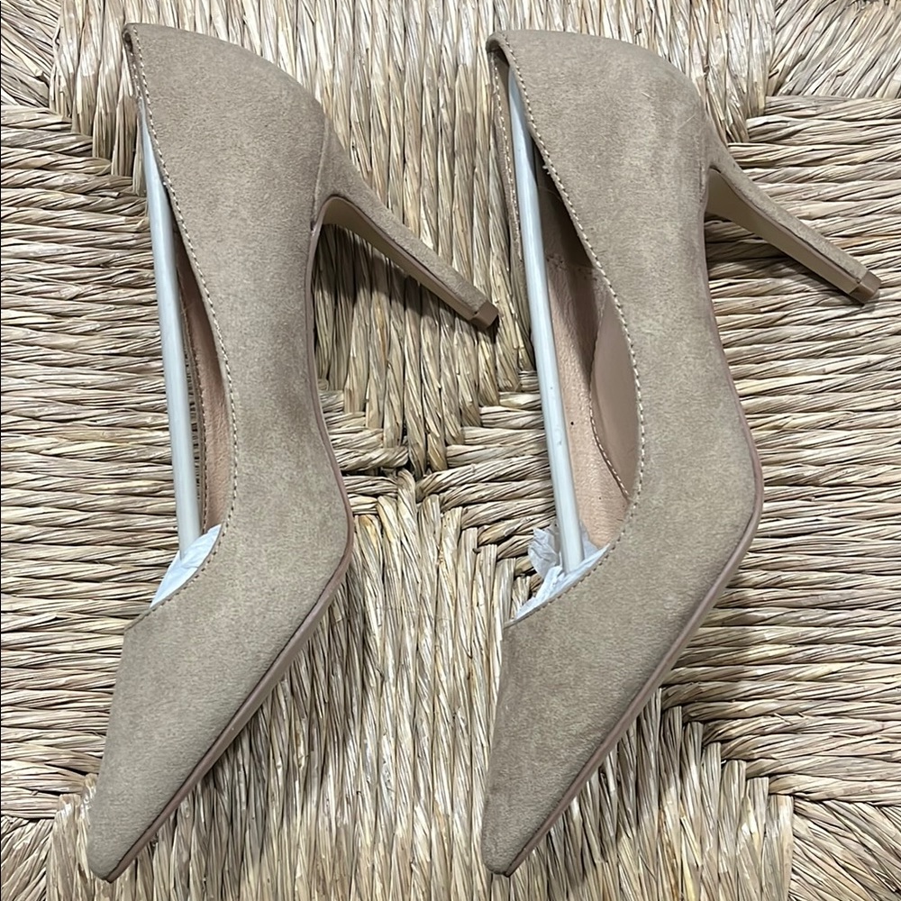JustFab Tan Beige Stiletto Heels Elegant Design
